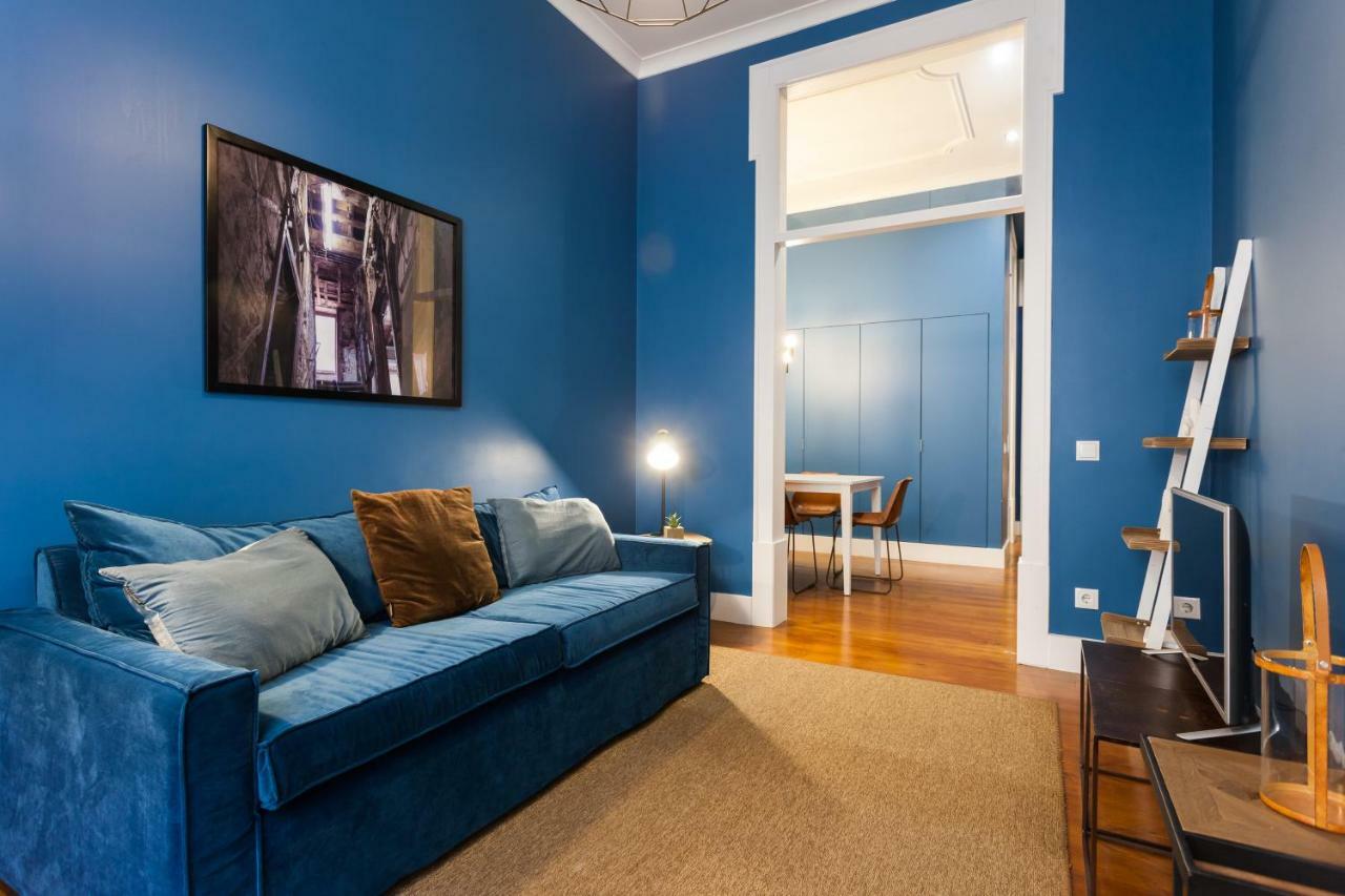 Baixa Vintage Three-Bedroom Apartment - By Lu Holidays Lisbona Esterno foto