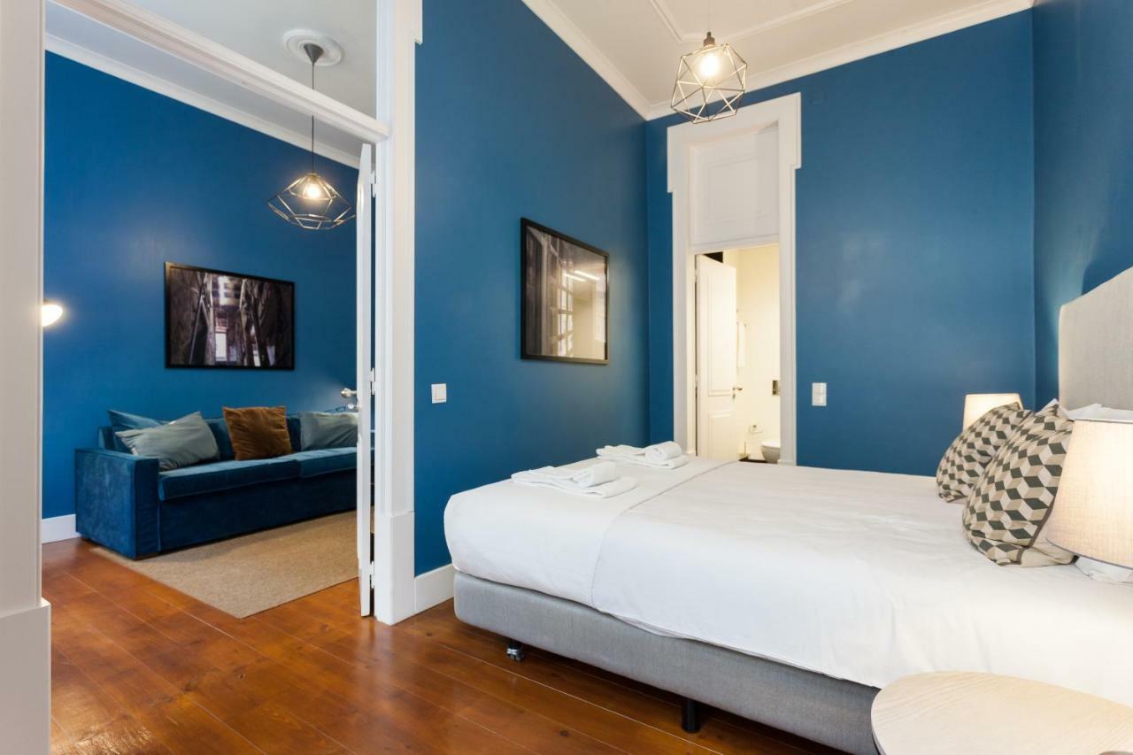 Baixa Vintage Three-Bedroom Apartment - By Lu Holidays Lisbona Esterno foto